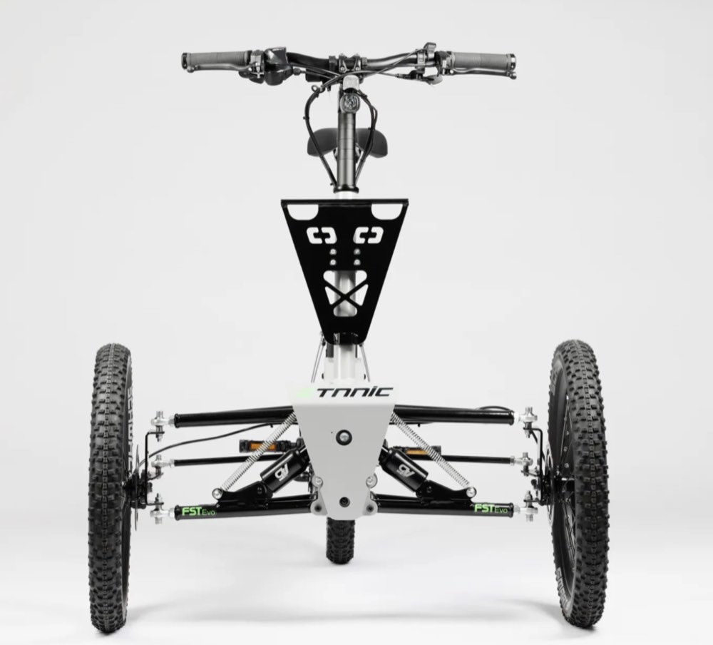 TRICICLO DE DOBLE SUSPENSIÓN ETNNIC FST EVO