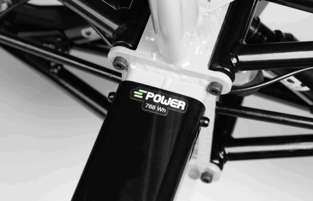 TRICICLO DE DOBLE SUSPENSIÓN ETNNIC FST EVO
