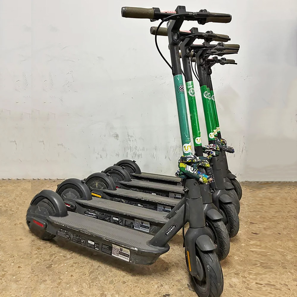 Patinete eléctrico SEGWAY Ninebot SNSC2.0 d’occasion